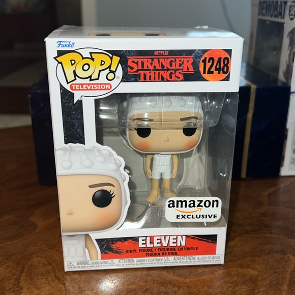Eleven 1248 Tank Suit Amazon Exclusive Funko POP! Stranger Things - Picture 1 of 5